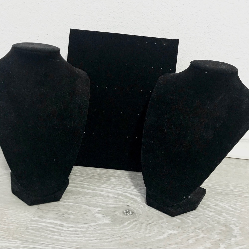 🎉NECKLACE AND EARRING HOLDER